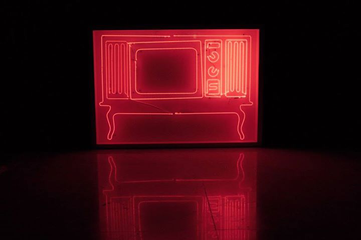 1377012_10151936942946907_1256484839_n